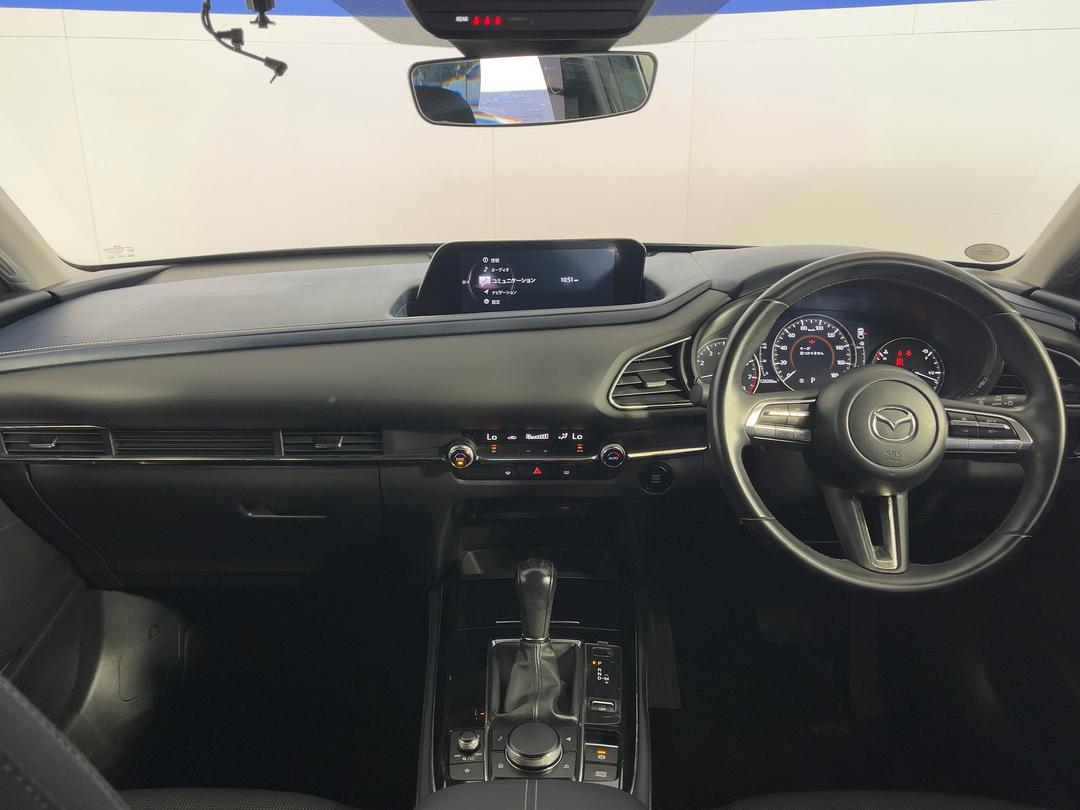 Photo '17' of Mazda CX-30