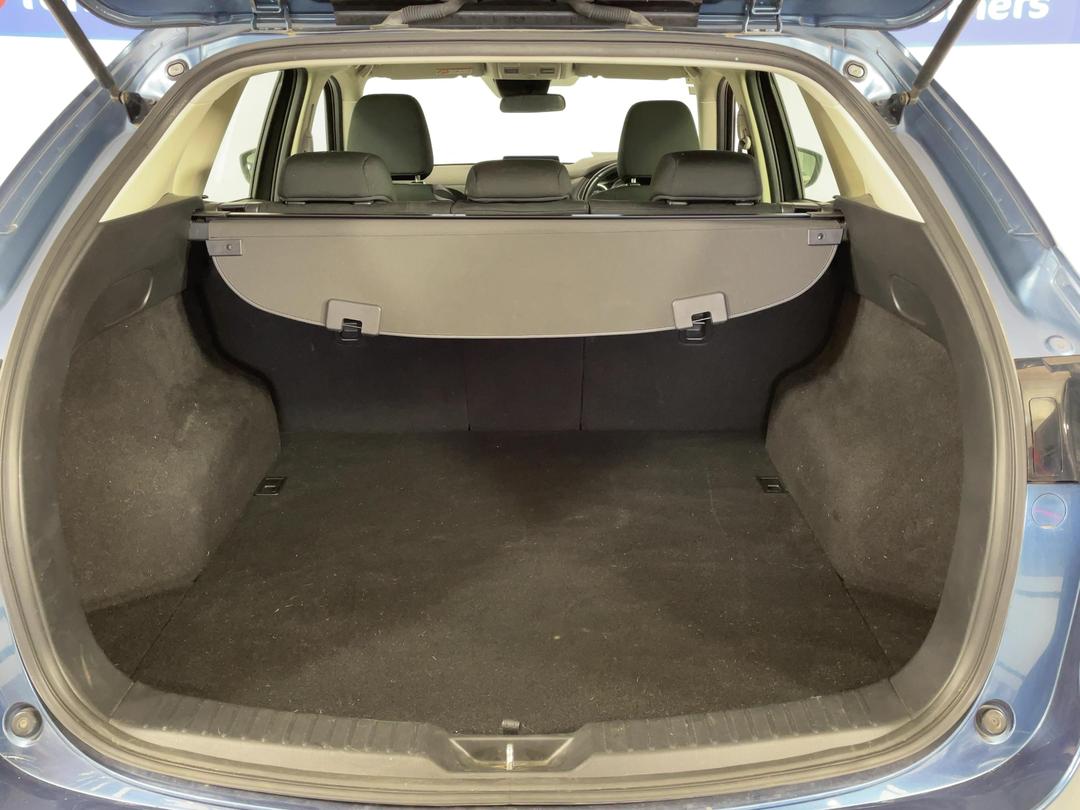 Photo '14' of Mazda CX-5