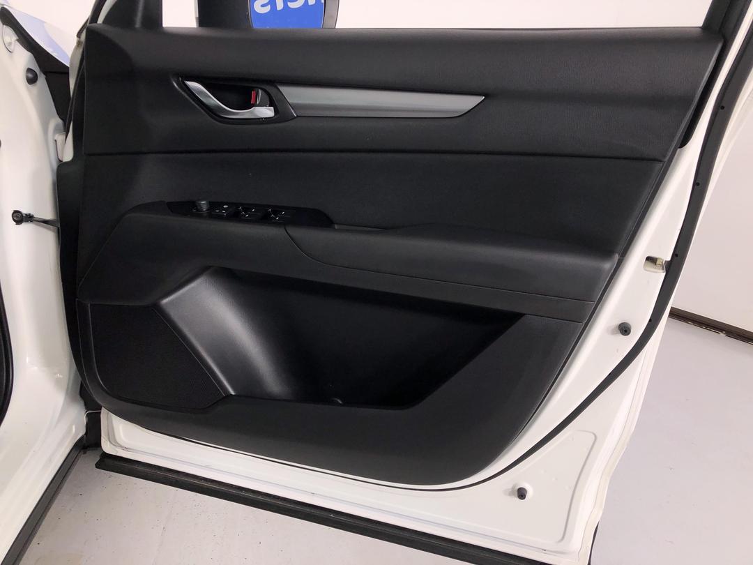 Photo '15' of Mazda CX-5