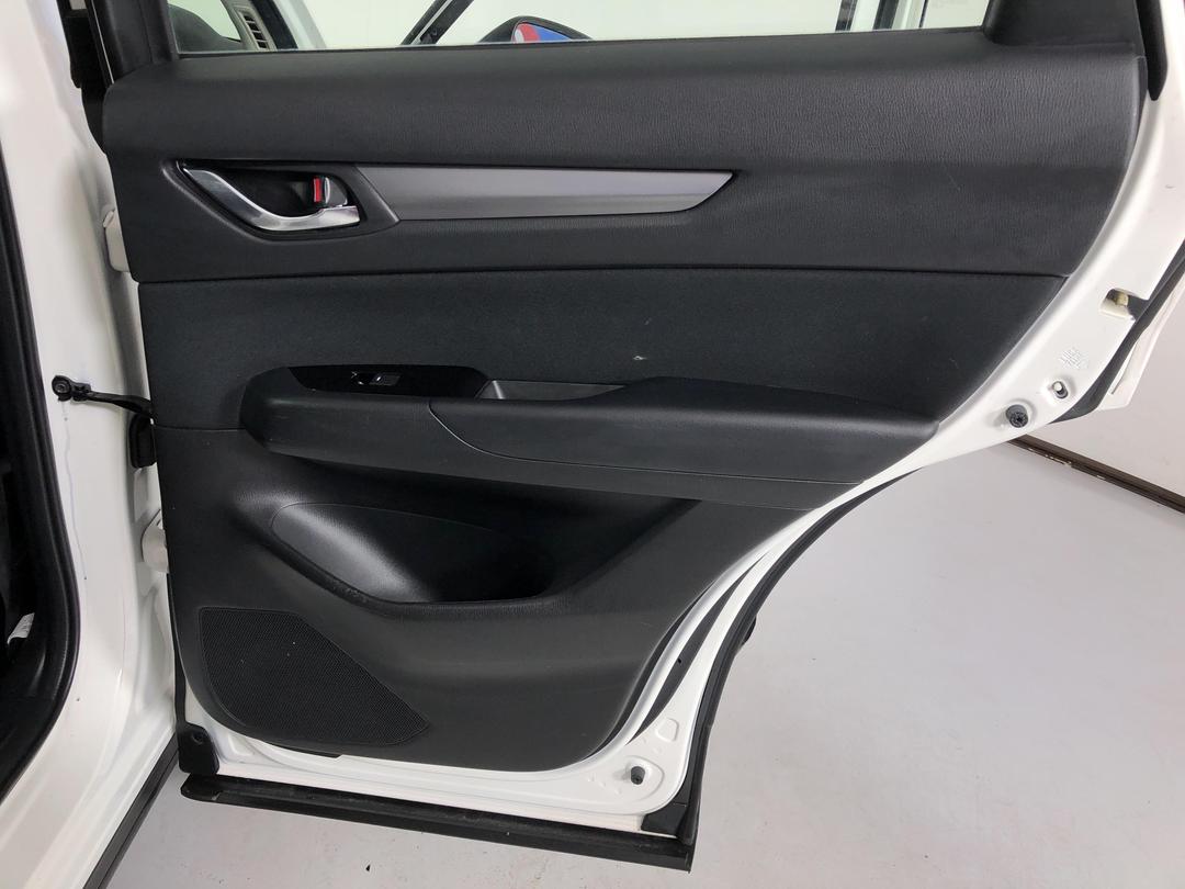 Photo '19' of Mazda CX-5