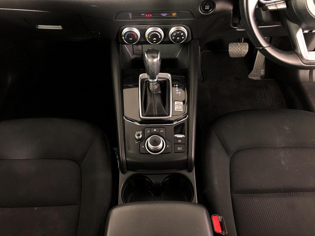 Photo '18' of Mazda CX-5