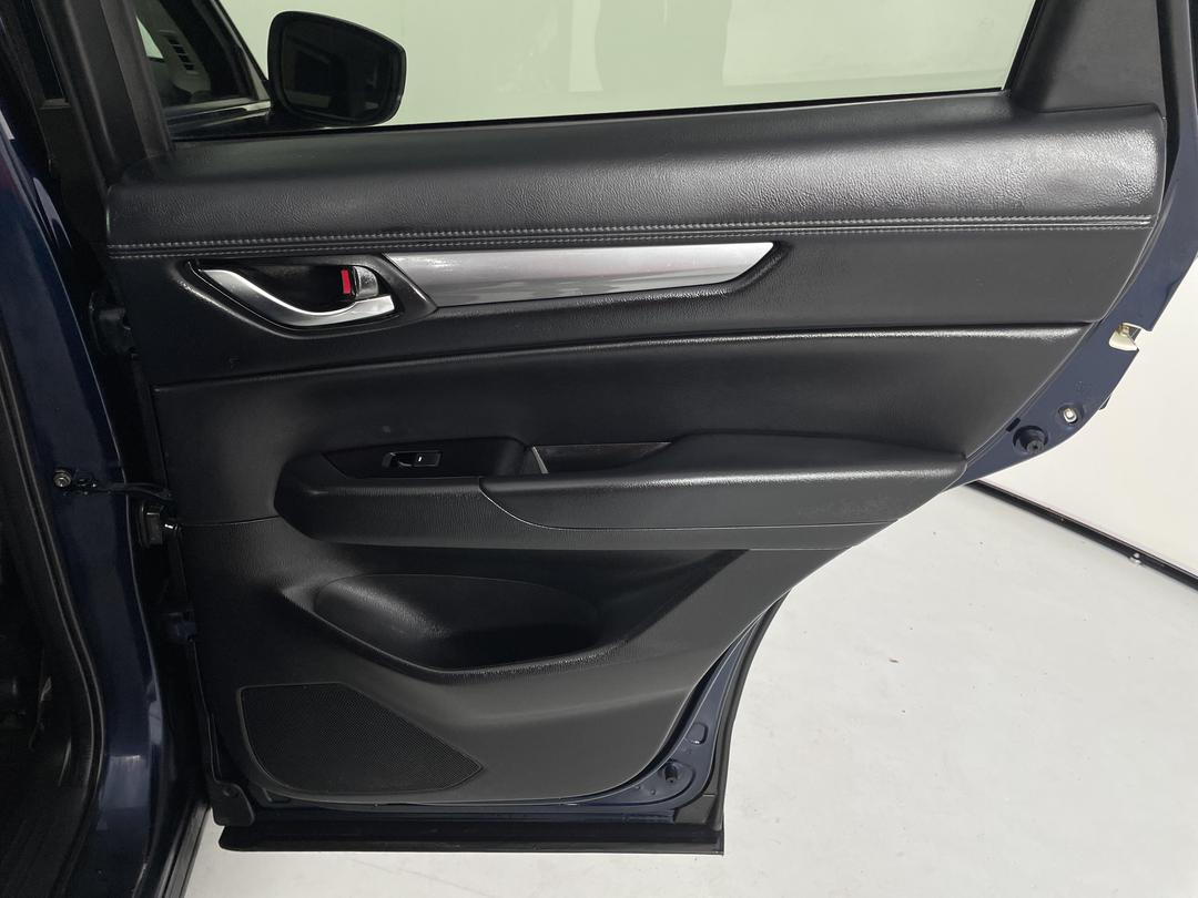 Photo '19' of Mazda CX-5