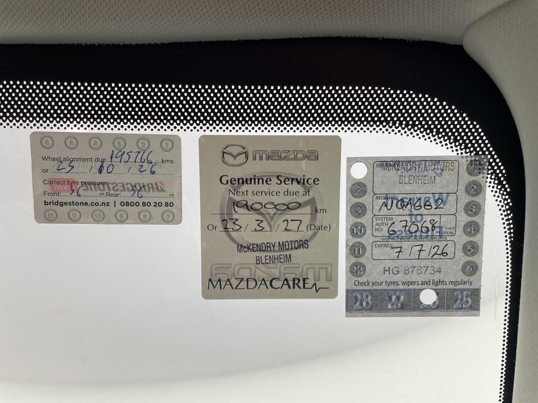 Photo '32' of Mazda CX-5