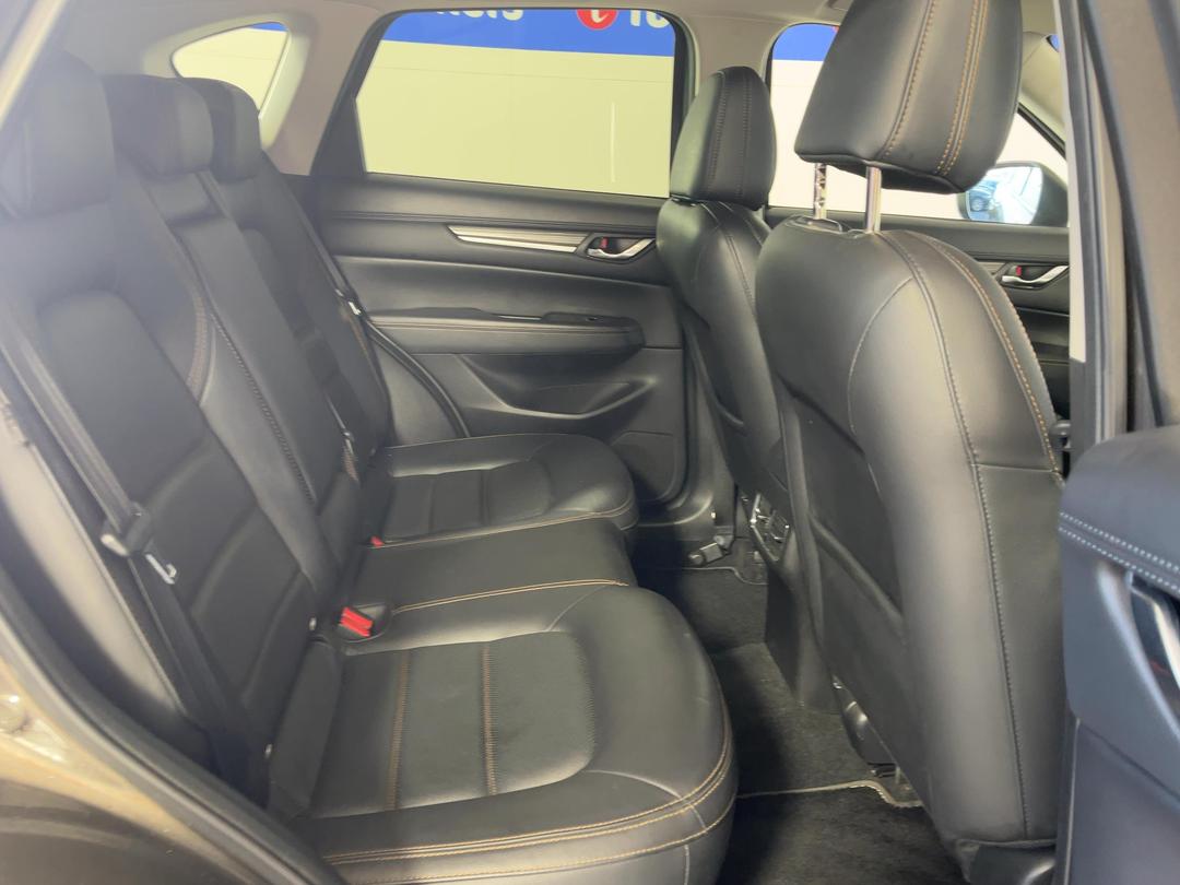 Photo '20' of Mazda CX-5