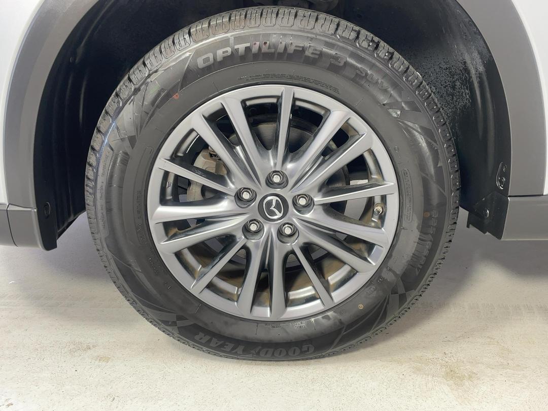 Photo '10' of Mazda CX-5