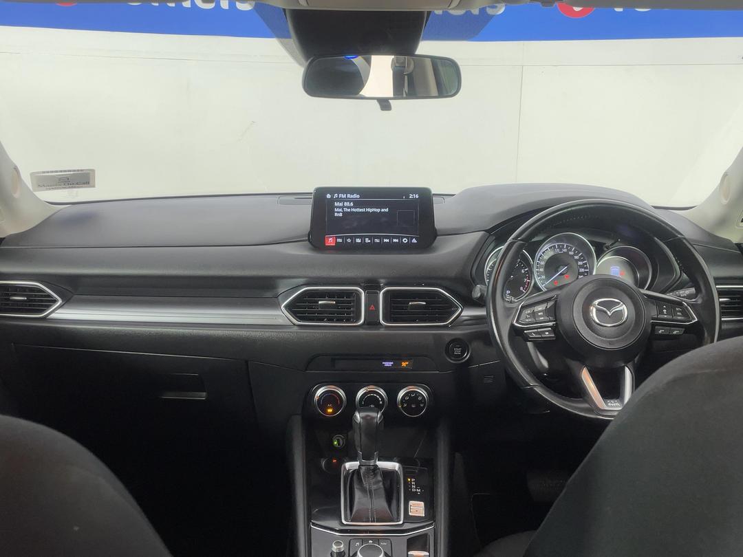 Photo '17' of Mazda CX-5
