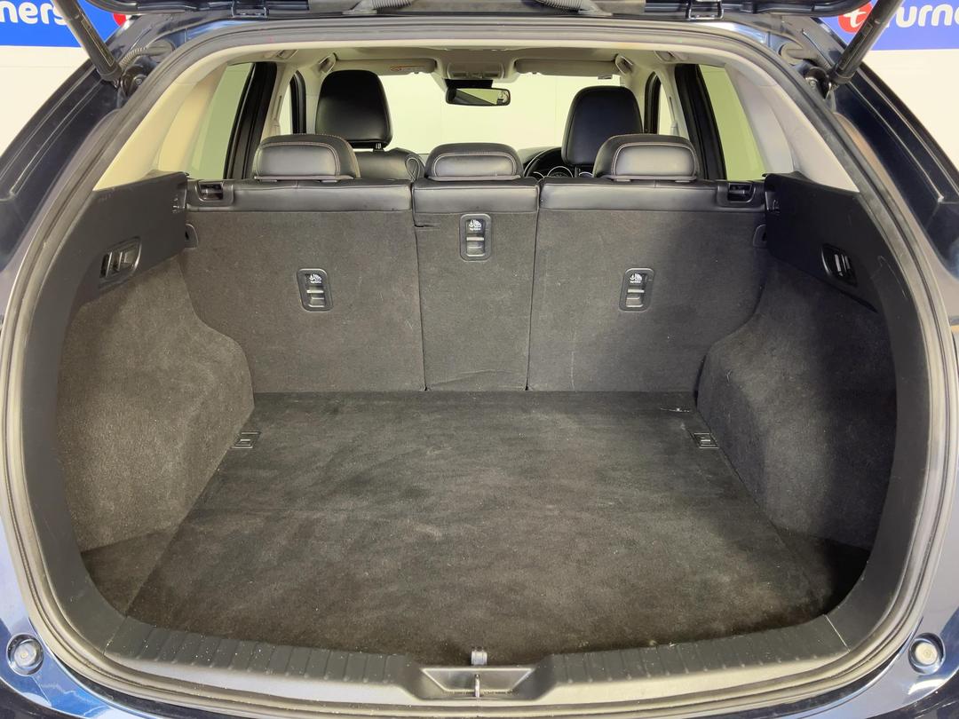 Photo '14' of Mazda CX-5