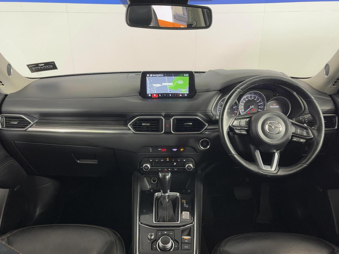 Photo '17' of Mazda CX-5