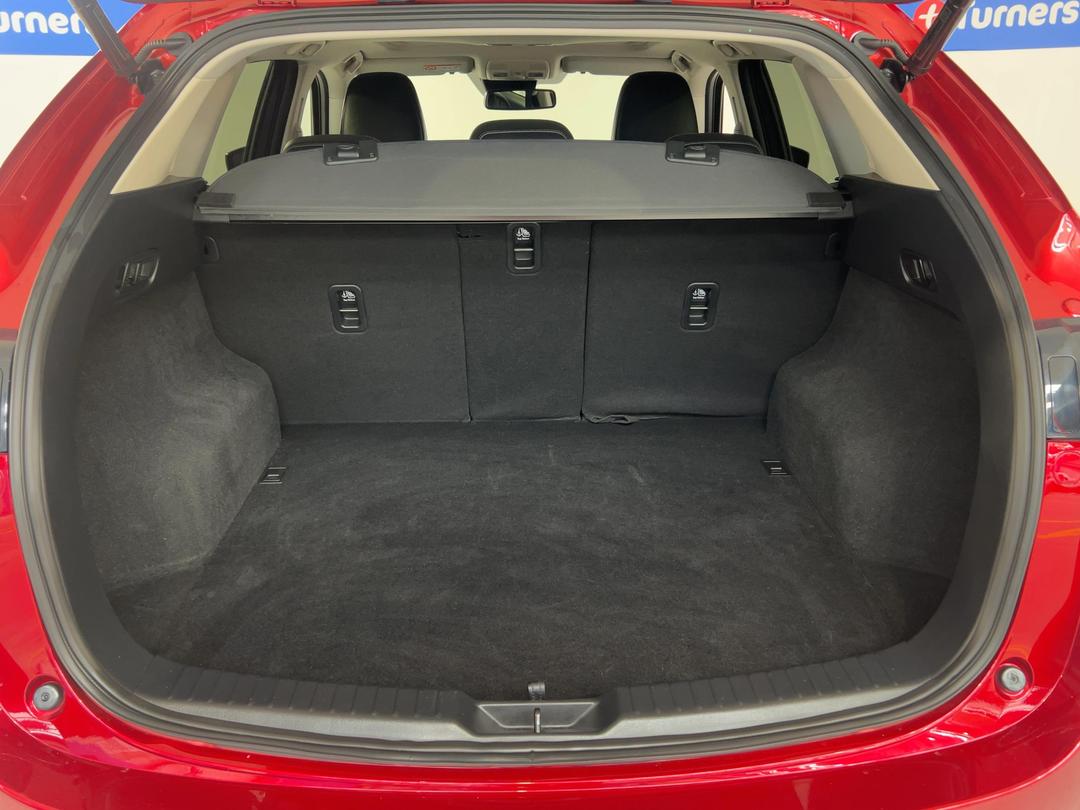 Photo '14' of Mazda CX-5