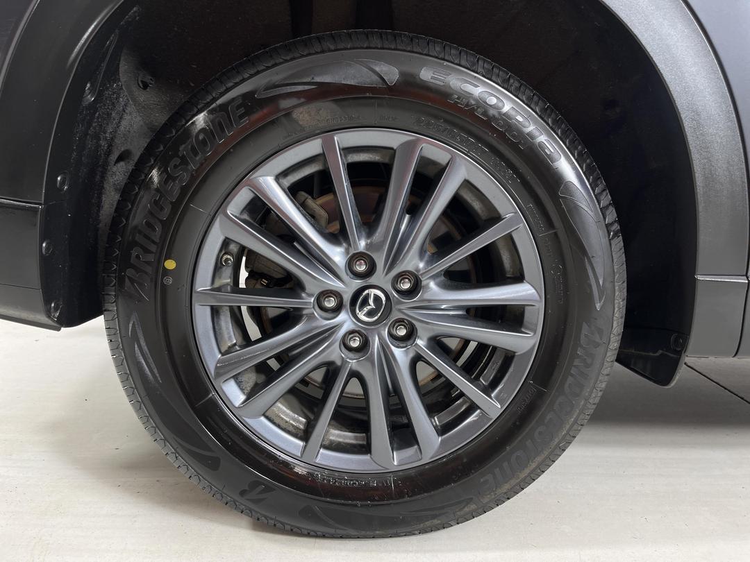 Photo '12' of Mazda CX-8