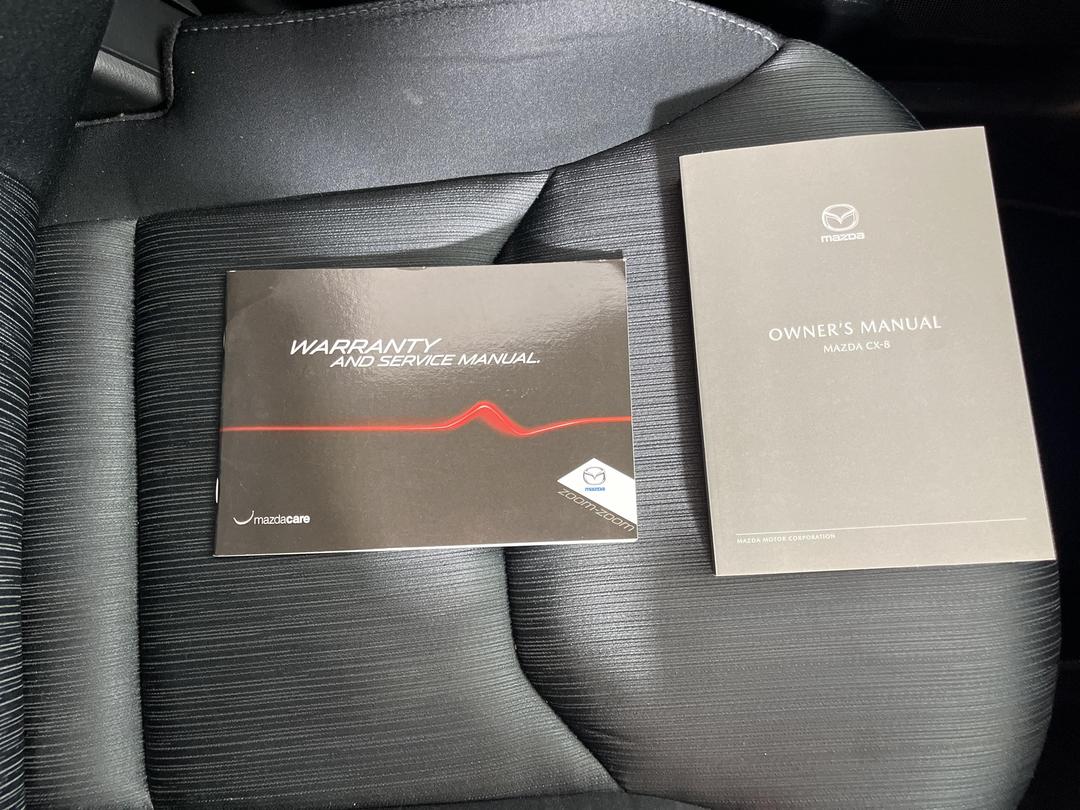 Photo '28' of Mazda CX-8