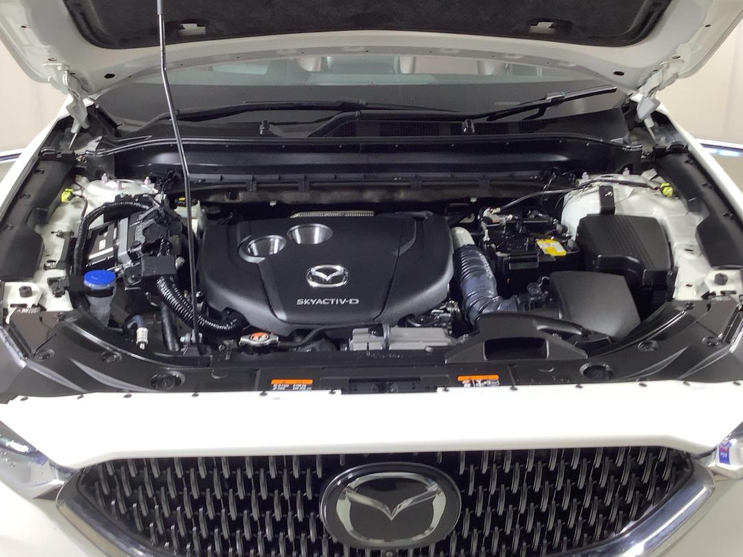 Photo '13' of Mazda CX-8