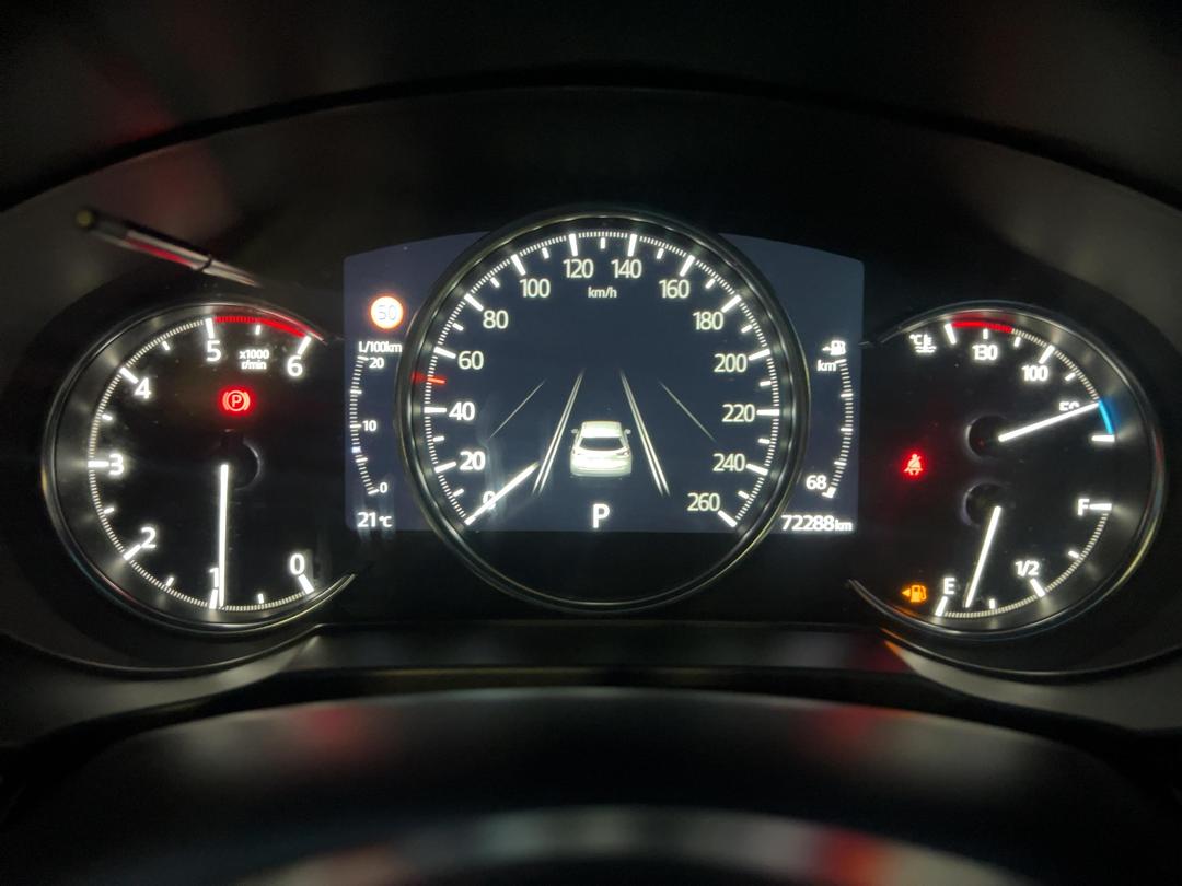 Photo '21' of Mazda CX-8