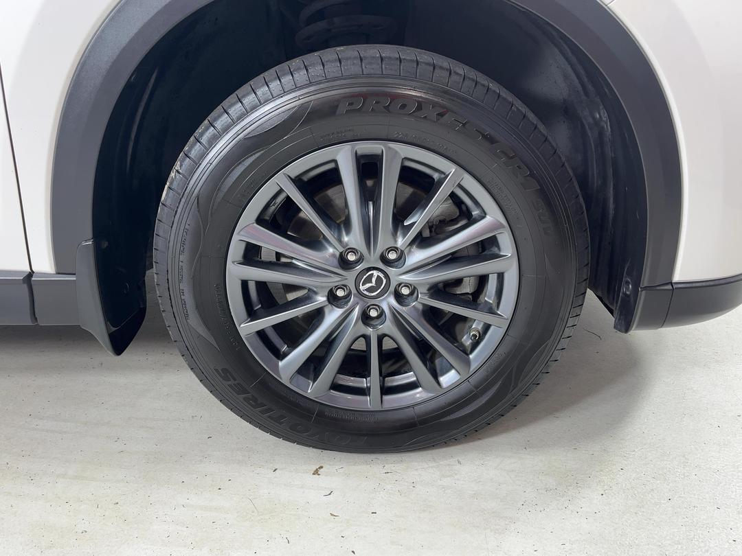 Photo '9' of Mazda CX-8