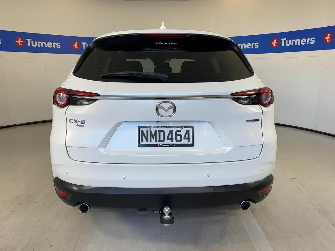 Photo '6' of Mazda CX-8