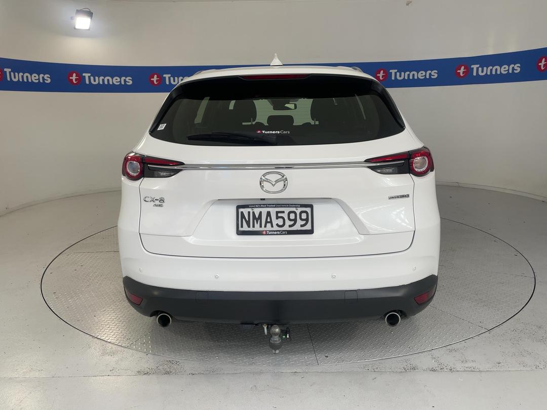 Photo '6' of Mazda CX-8
