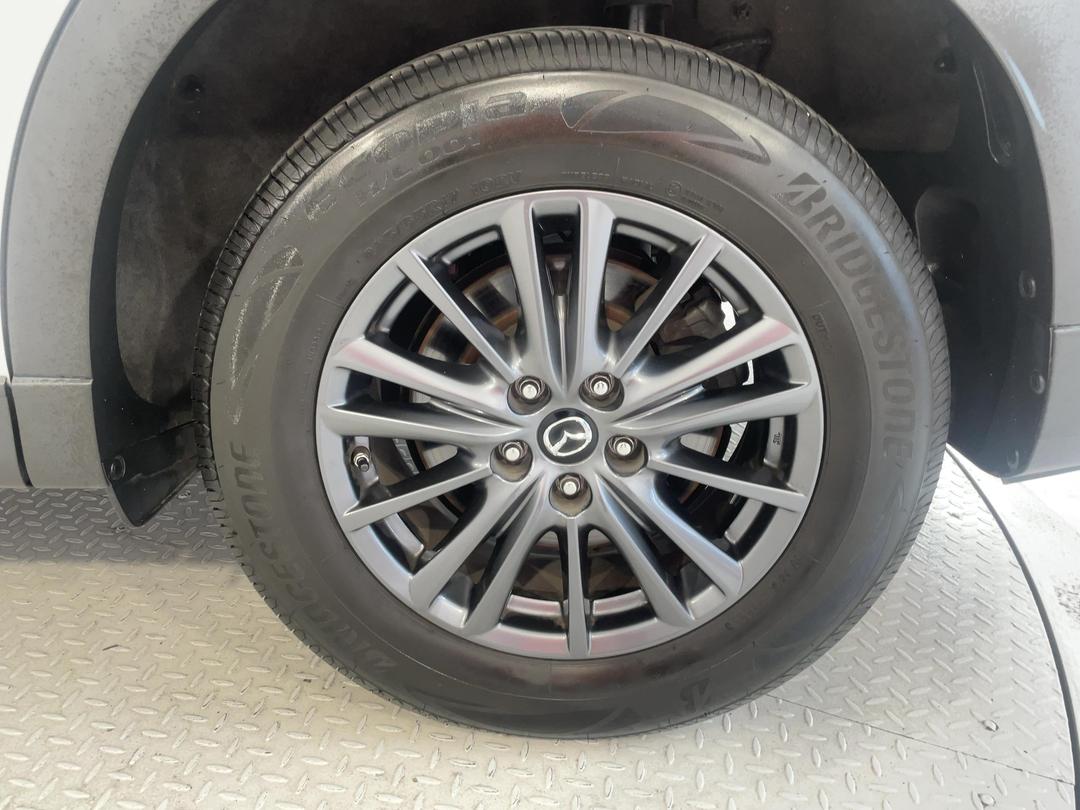 Photo '11' of Mazda CX-8