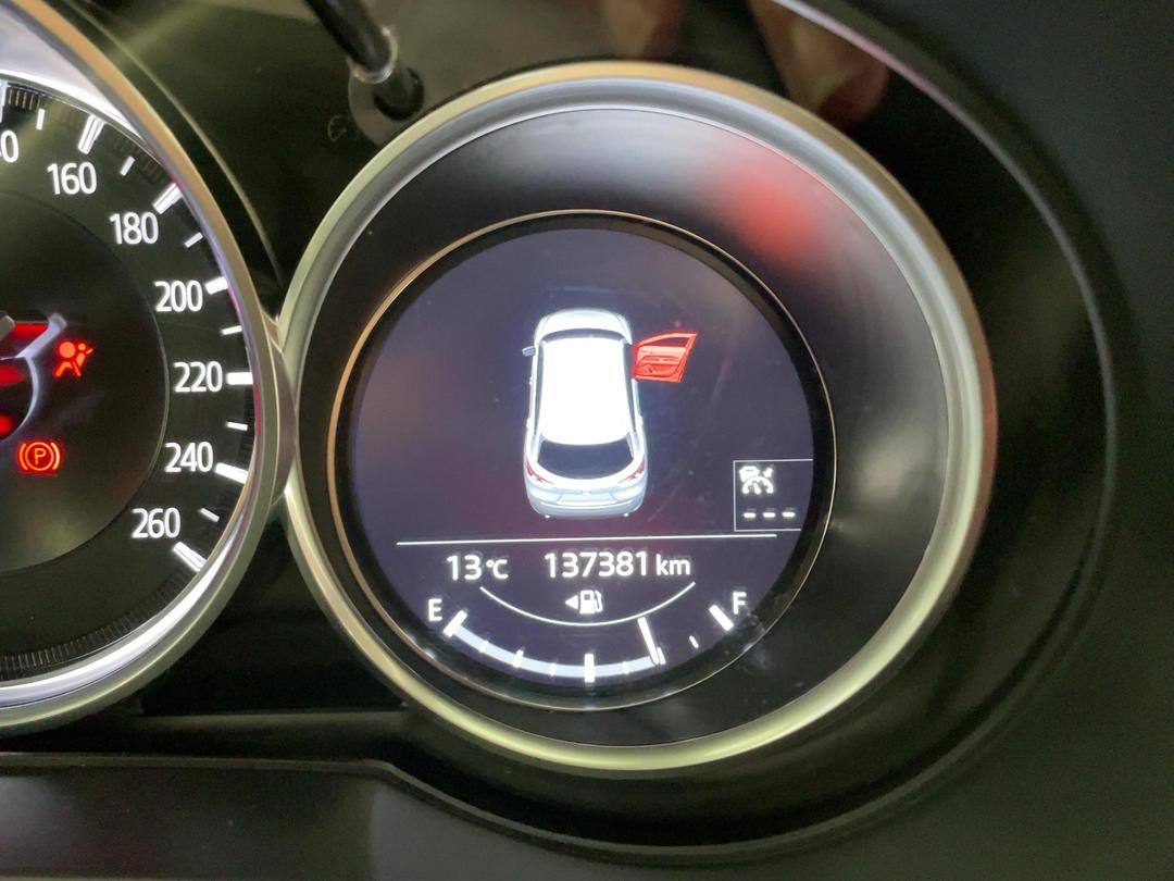 Photo '21' of Mazda CX-8