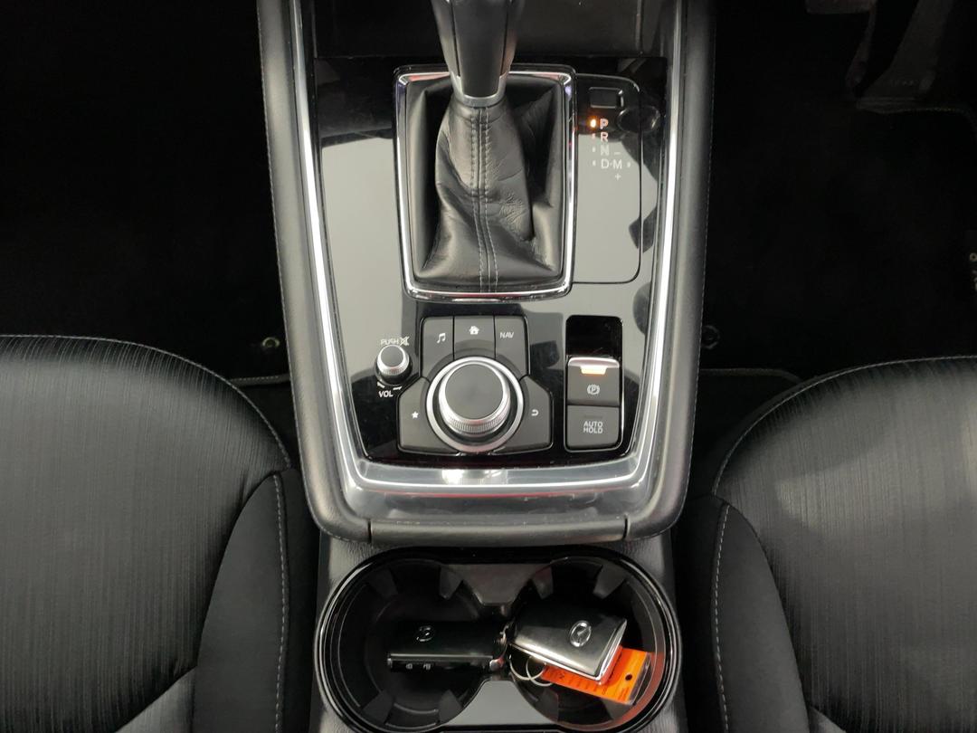Photo '23' of Mazda CX-8