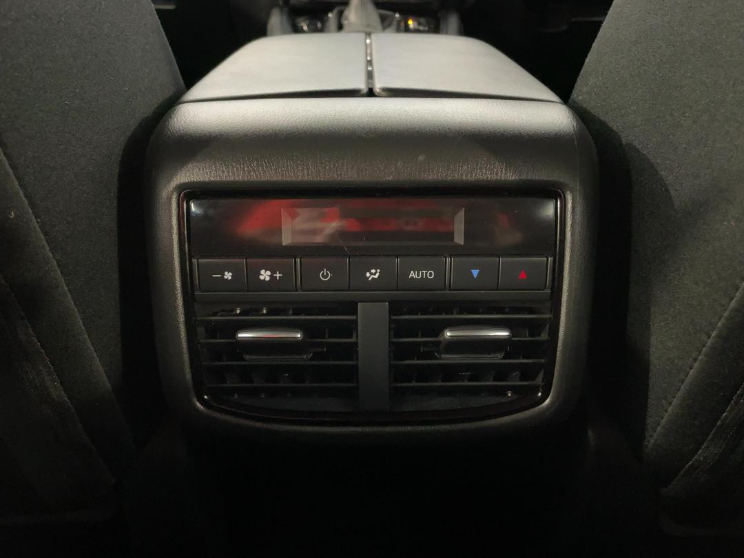 Photo '30' of Mazda CX-8