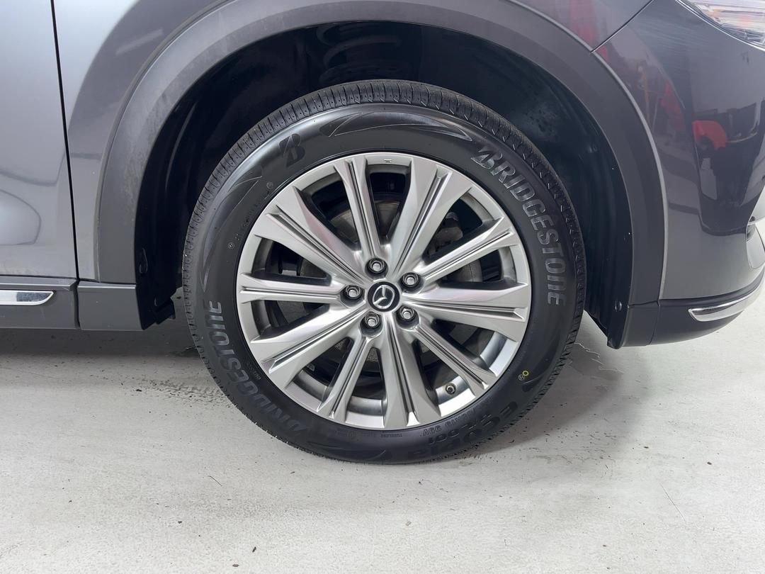 Photo '9' of Mazda CX-8