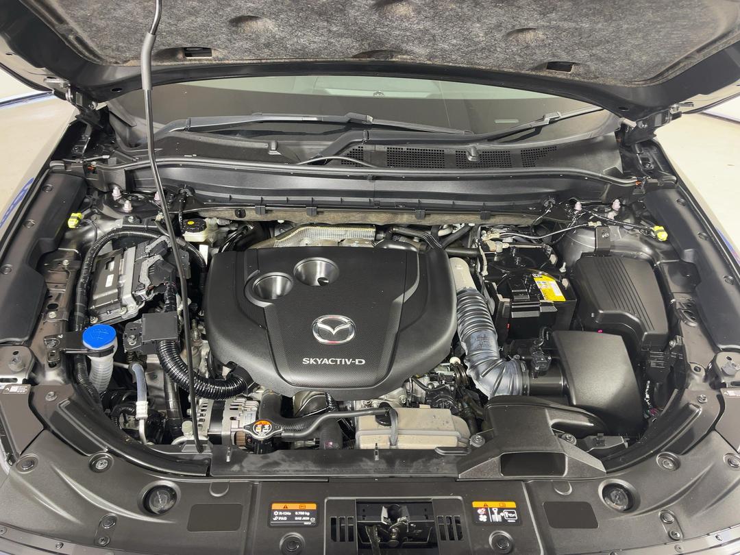 Photo '13' of Mazda CX-8