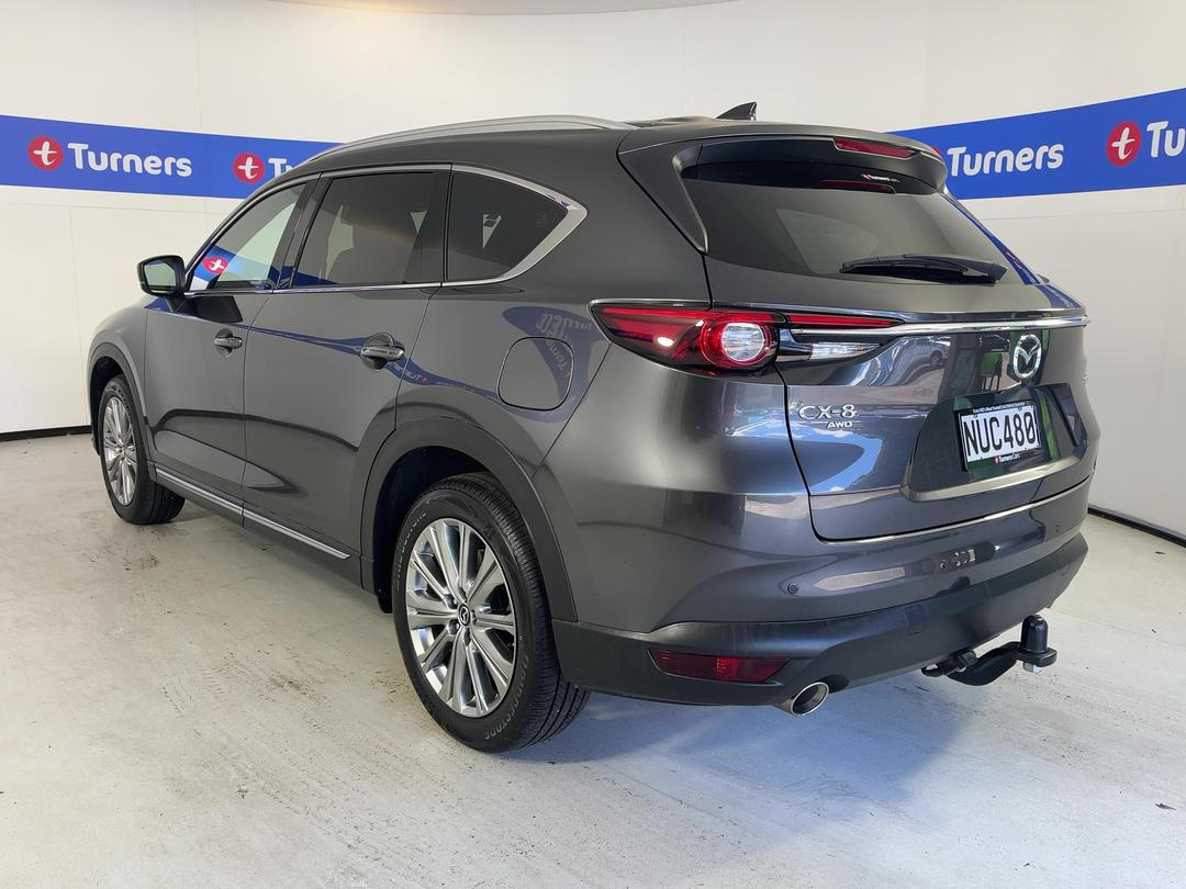 Photo '5' of Mazda CX-8