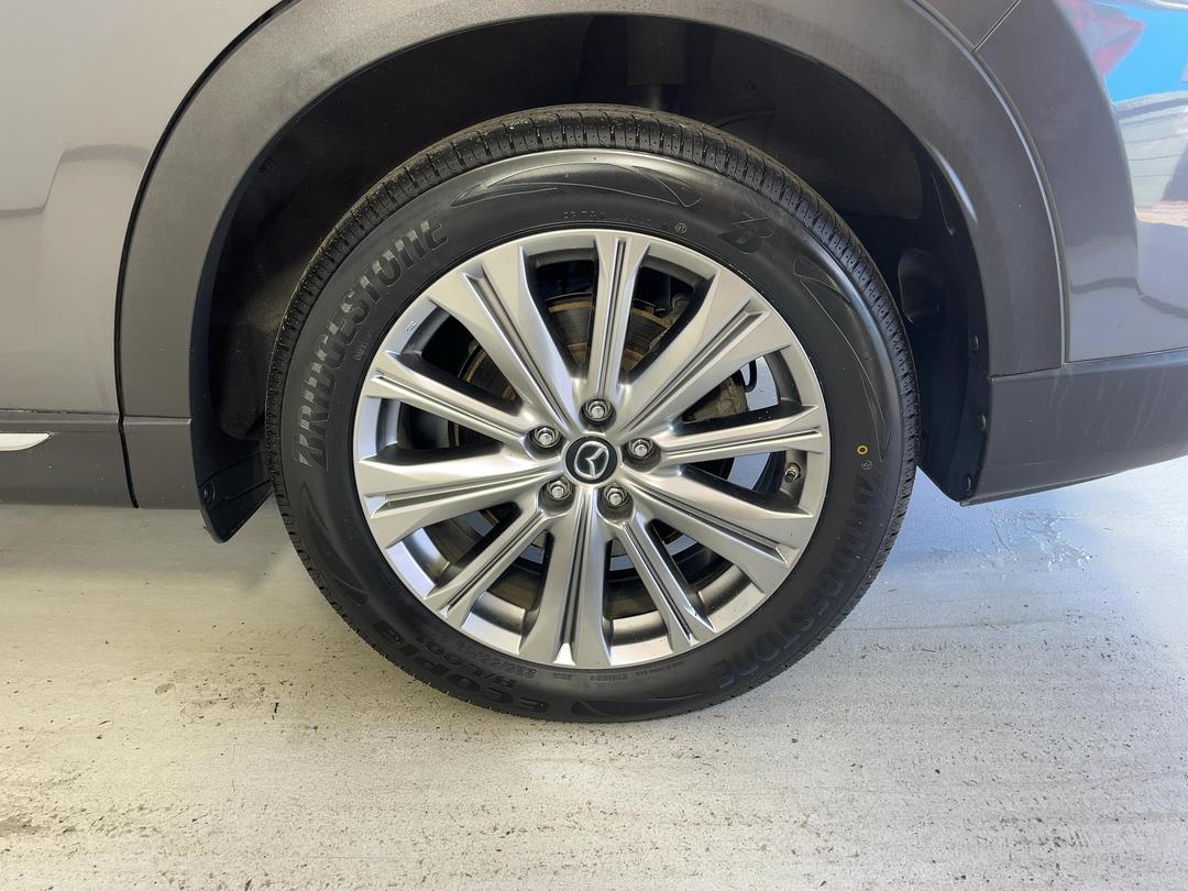 Photo '11' of Mazda CX-8