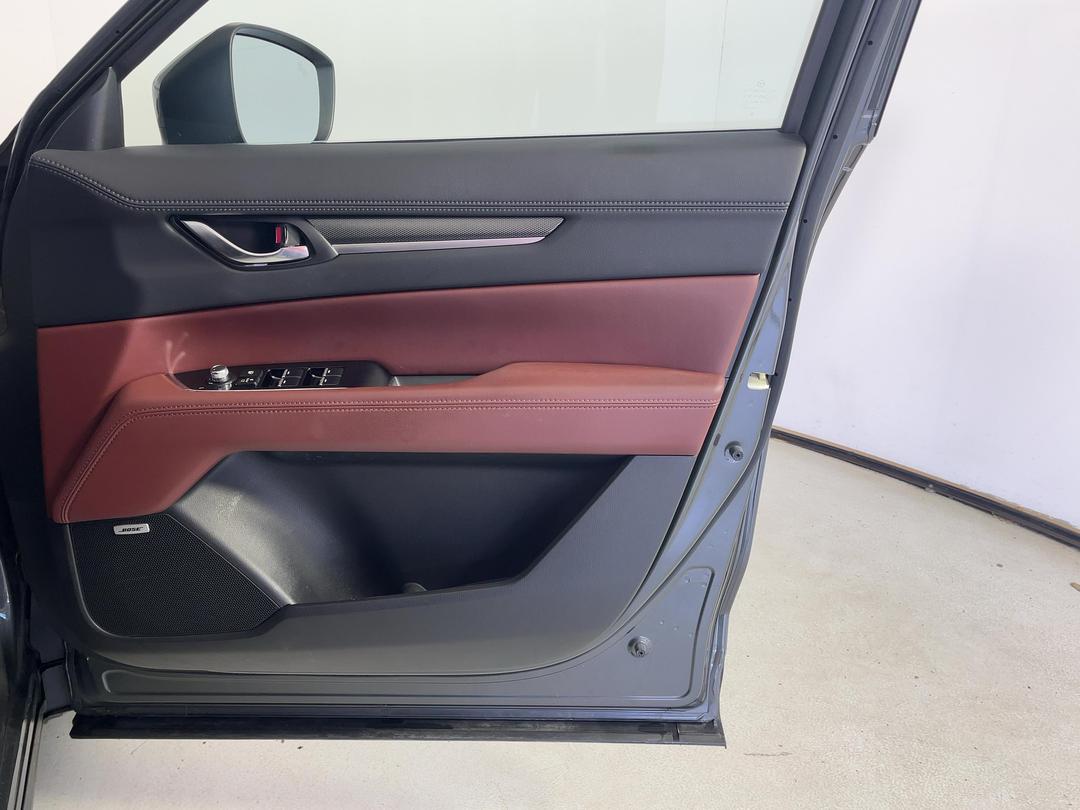 Photo '15' of Mazda CX-8