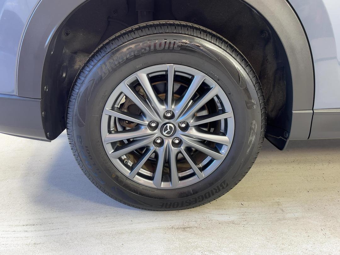 Photo '12' of Mazda CX-8