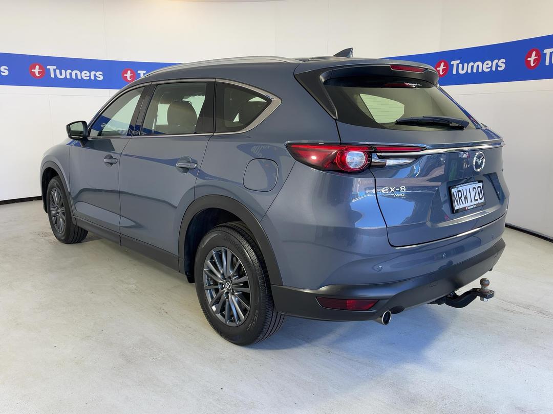 Photo '5' of Mazda CX-8