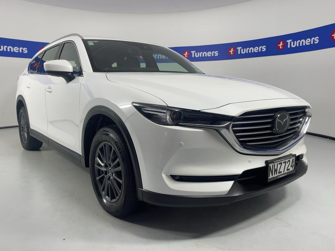 Photo '1' of Mazda CX-8