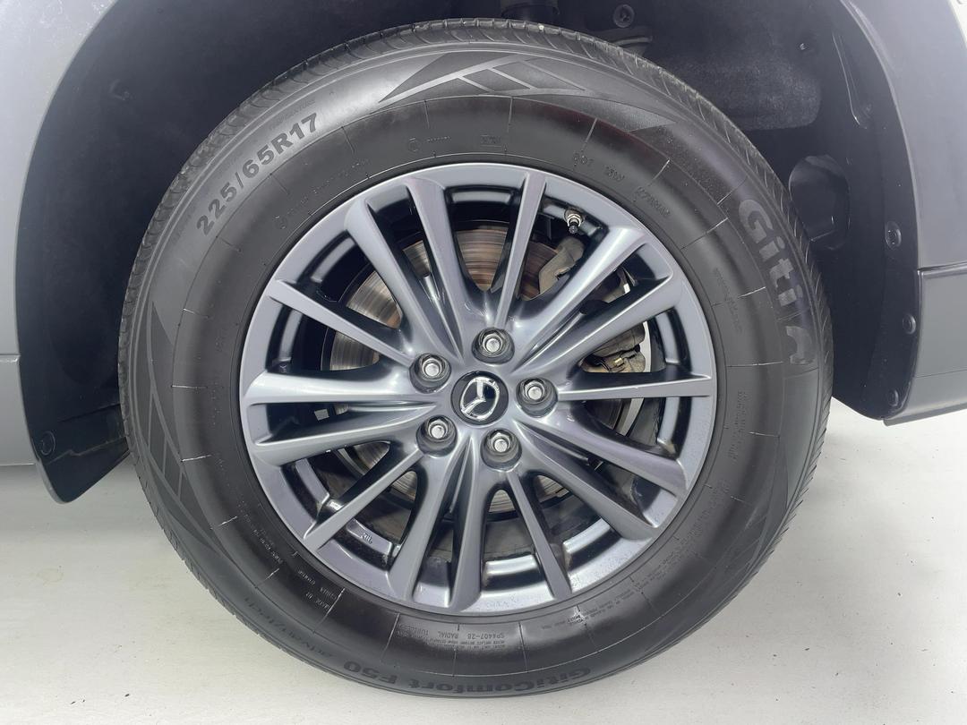 Photo '11' of Mazda CX-8