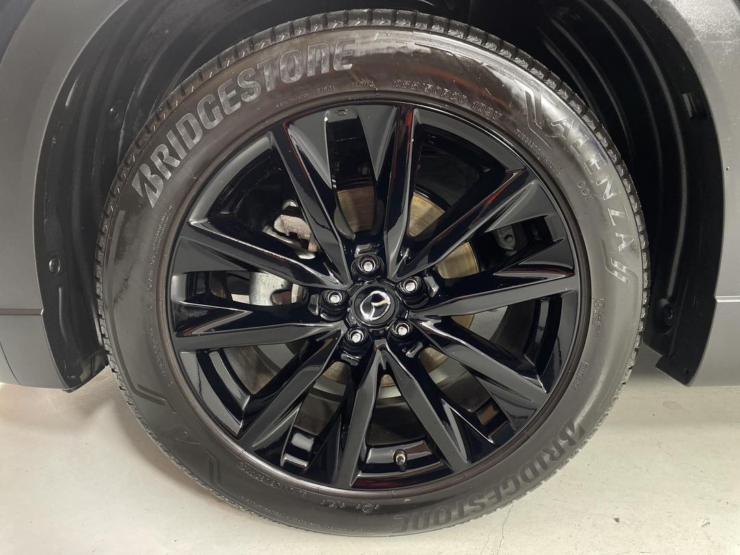 Photo '10' of Mazda CX-9