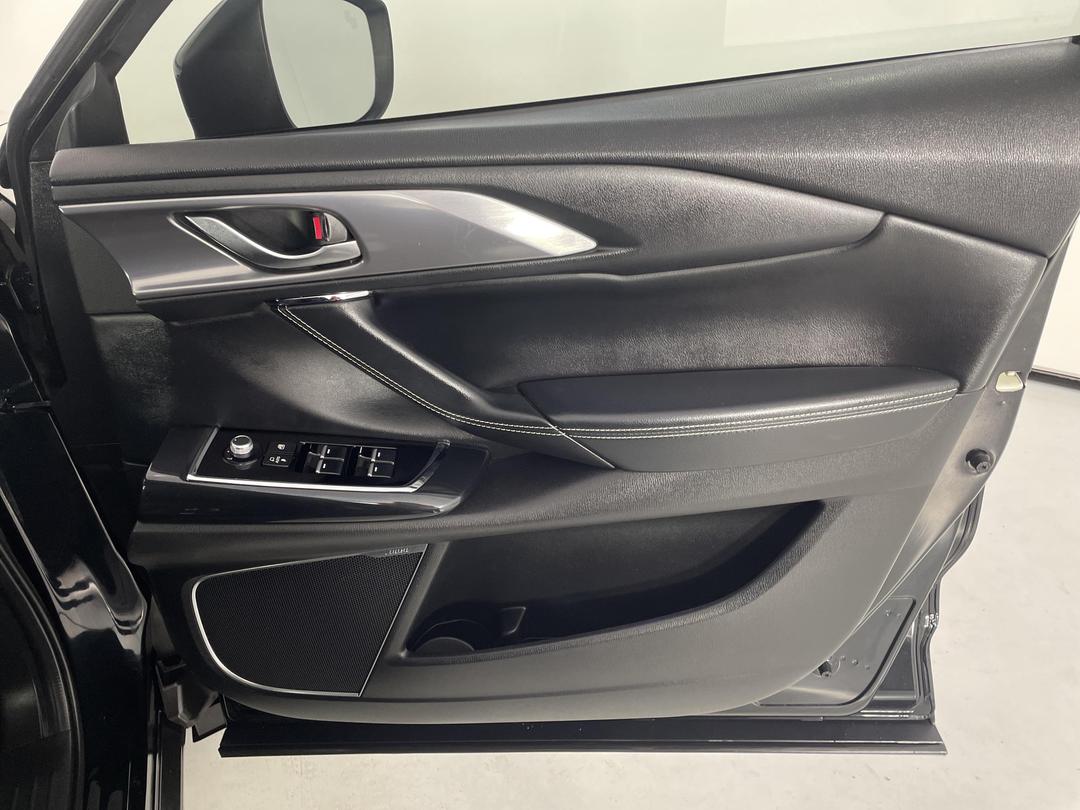 Photo '15' of Mazda CX-9