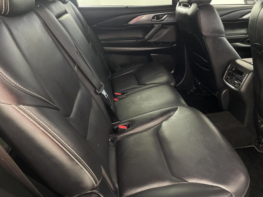 Photo '20' of Mazda CX-9