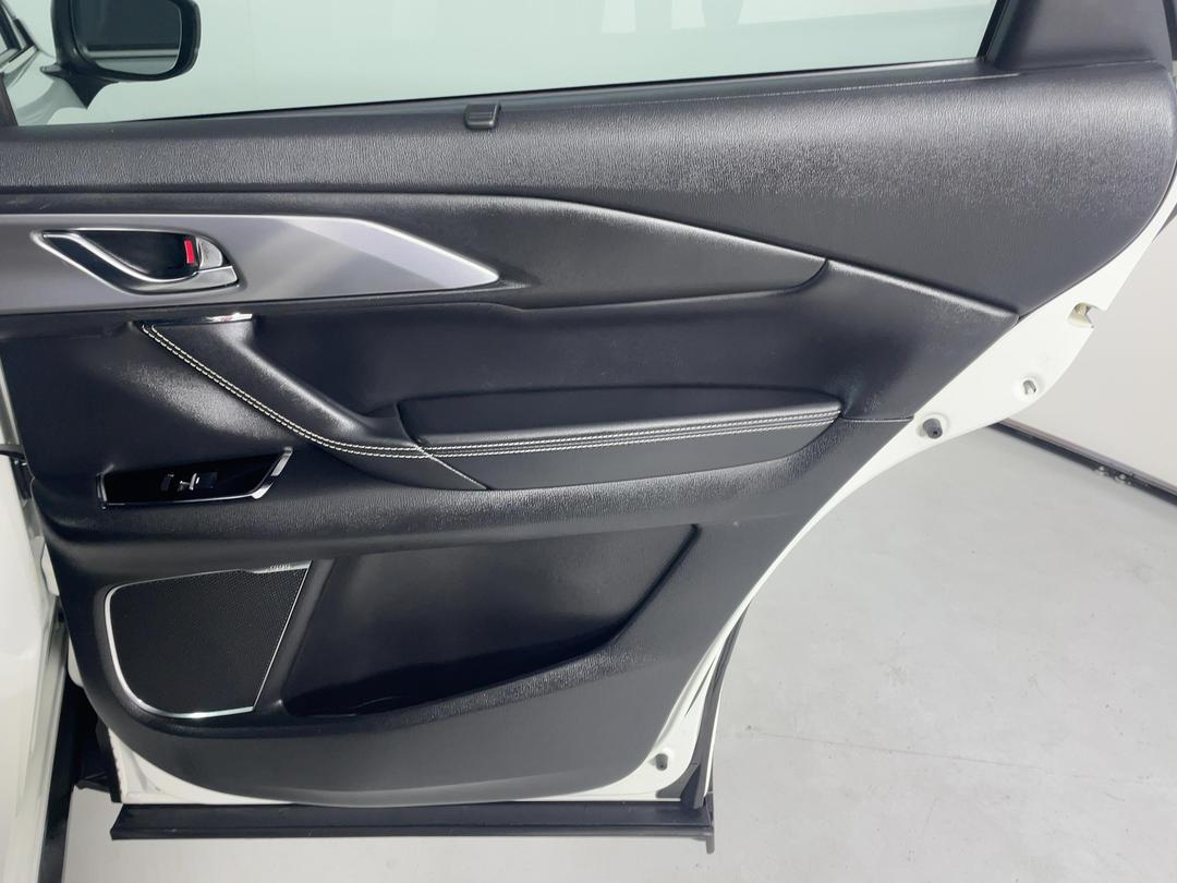 Photo '19' of Mazda CX-9