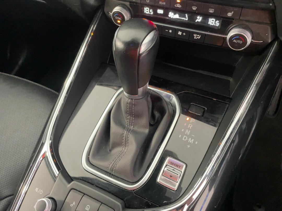 Photo '32' of Mazda CX-9