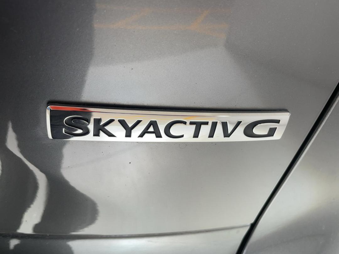 Photo '37' of Mazda CX-9