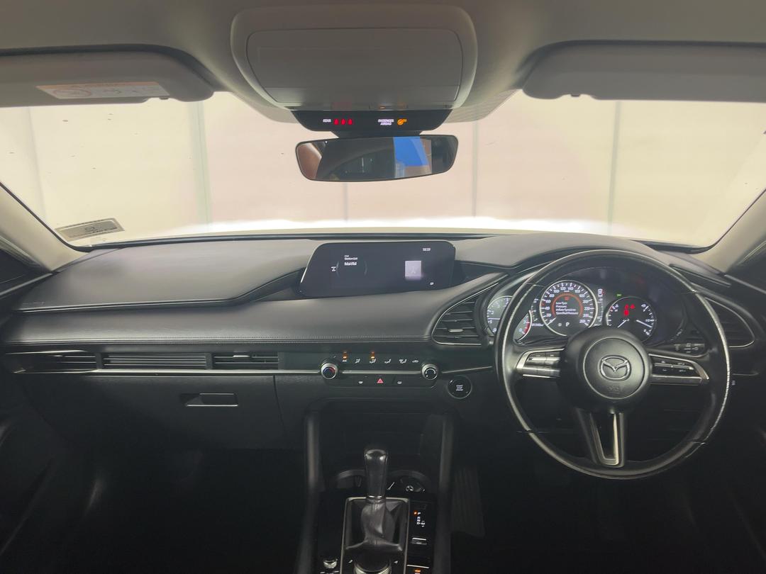 Photo '17' of Mazda Mazda3