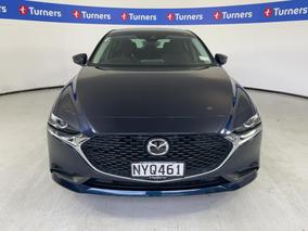 Photo '2' of Mazda Mazda3