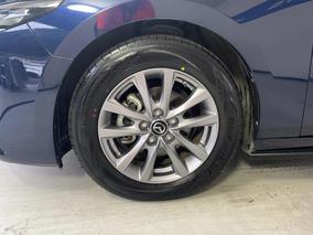 Photo '10' of Mazda Mazda3