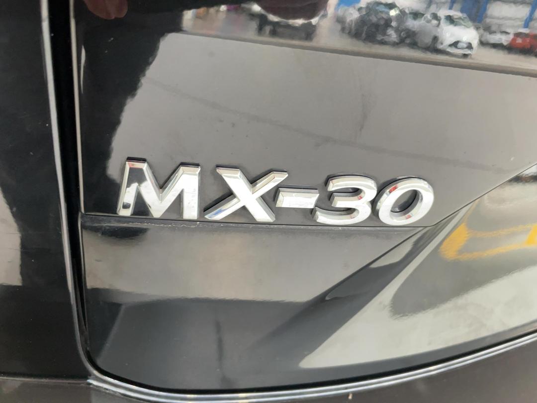 Photo '37' of Mazda MX-30