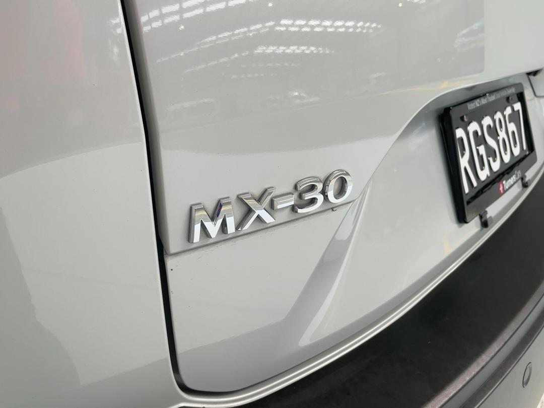 Photo '31' of Mazda MX-30