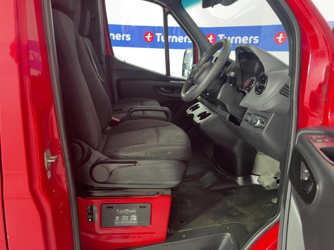 Photo '16' of Mercedes-Benz Sprinter