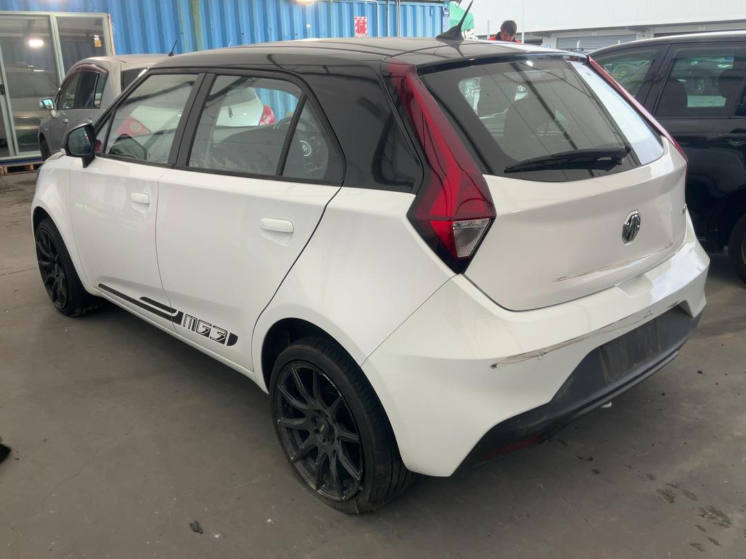 Photo '4' of MG 3 Core
