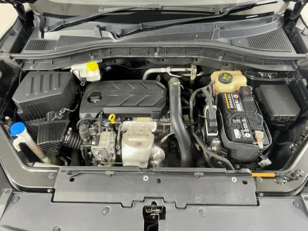Photo '13' of MG ZS