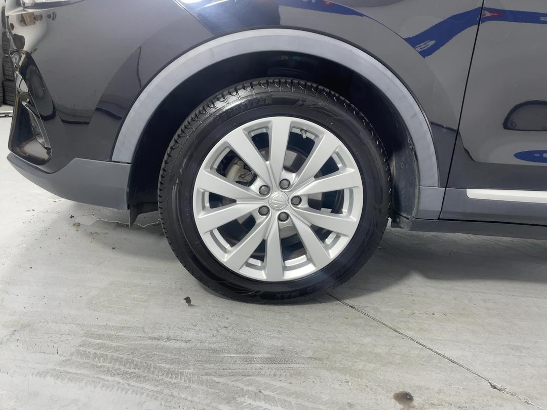 Photo '10' of MG ZS