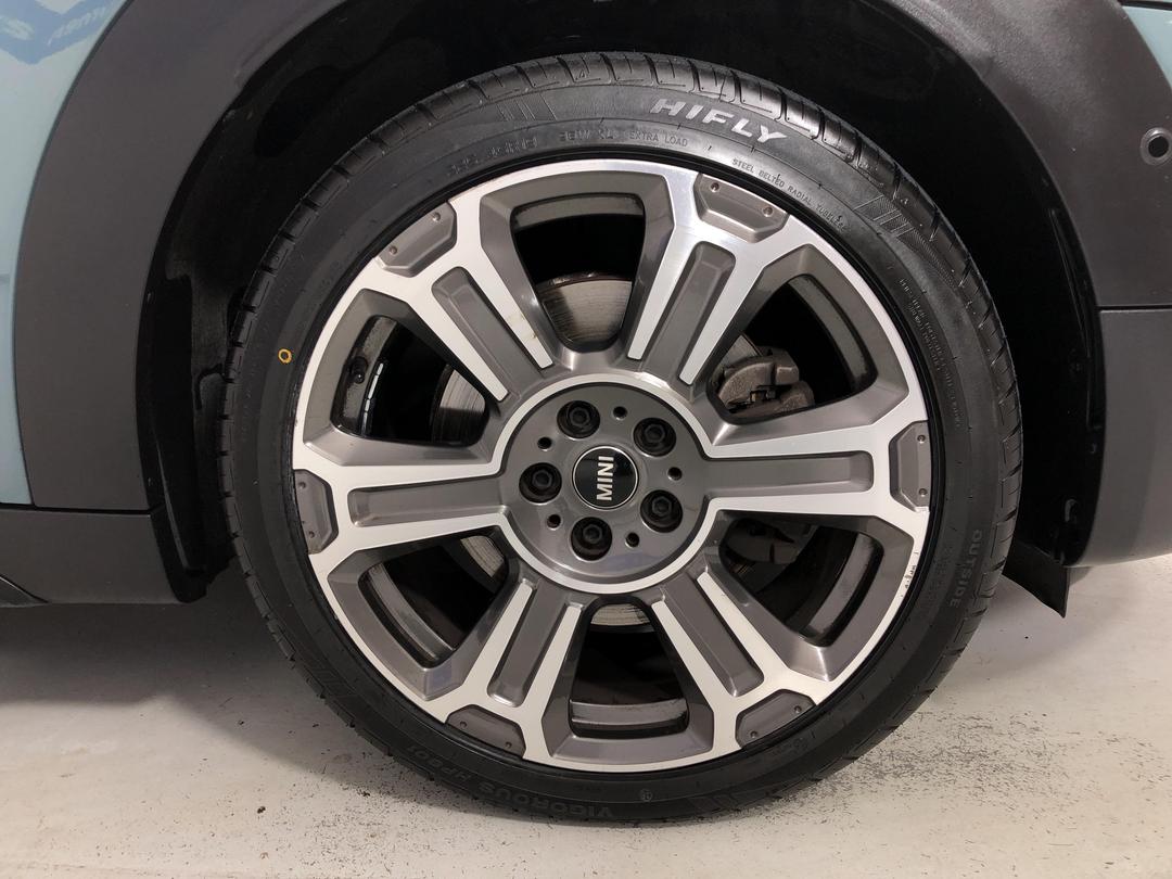 Photo '9' of Mini Countryman