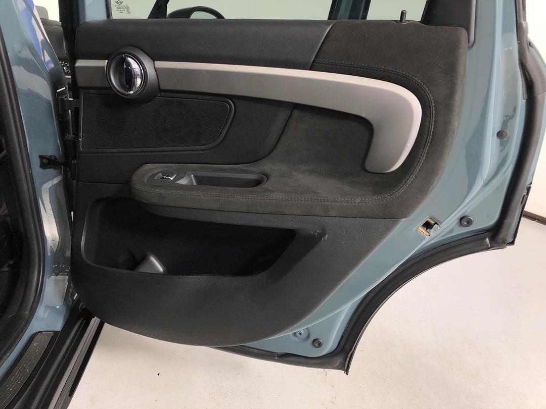 Photo '19' of Mini Countryman